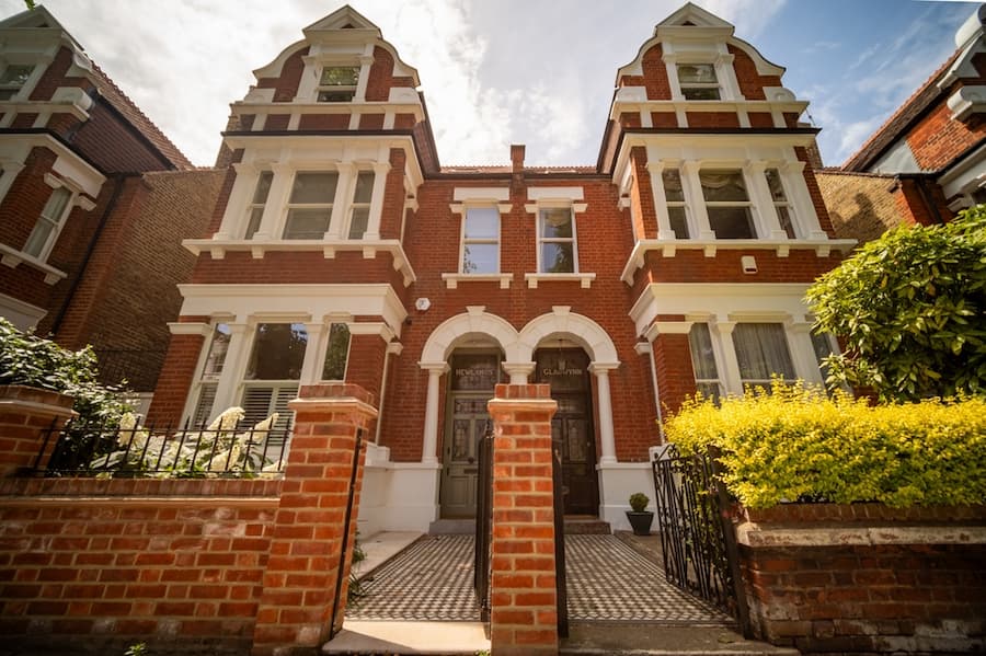 Large family houses in Chiswick Hammersmith area of west London